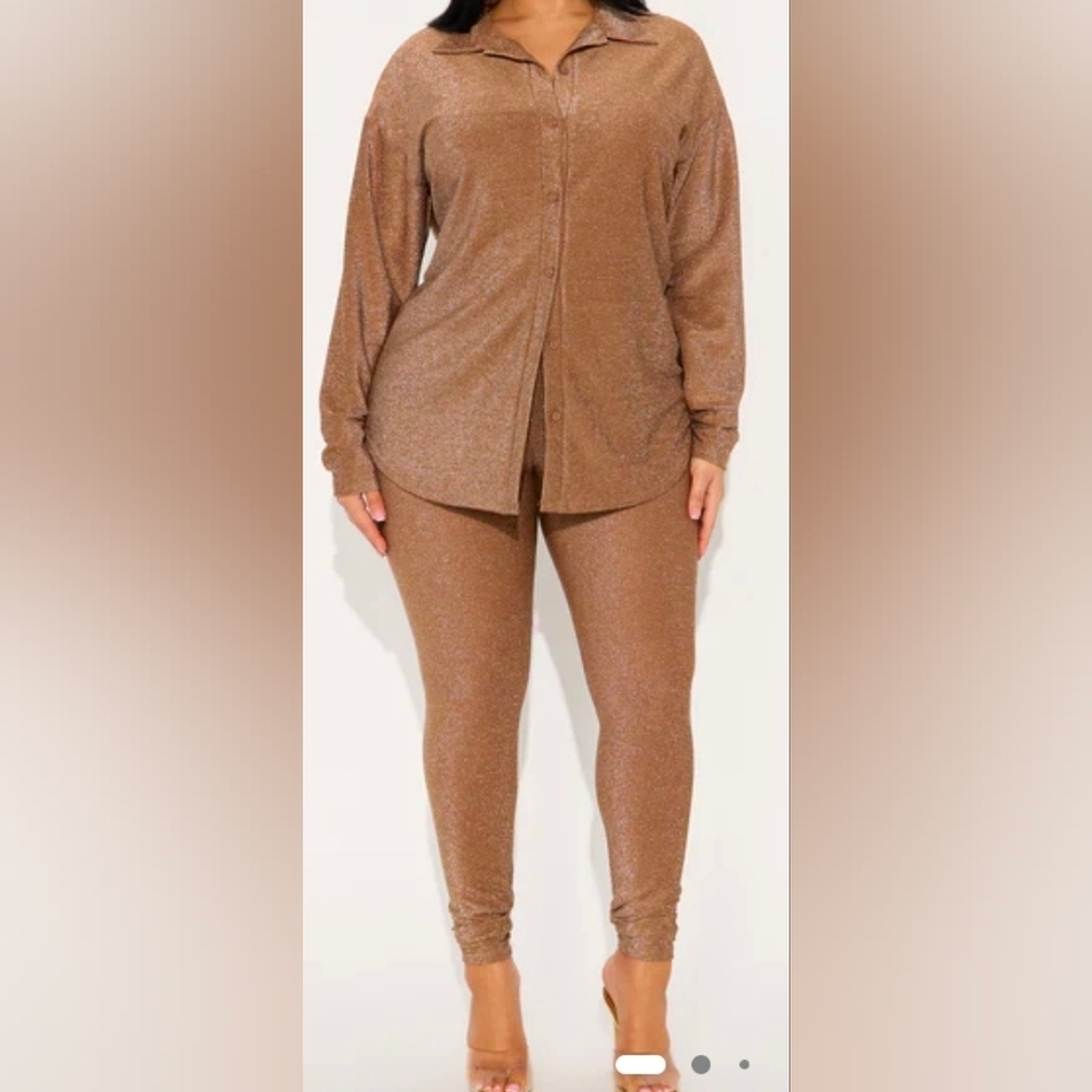 Fashion Nova Glittery Brown Leggings Set. Size XL